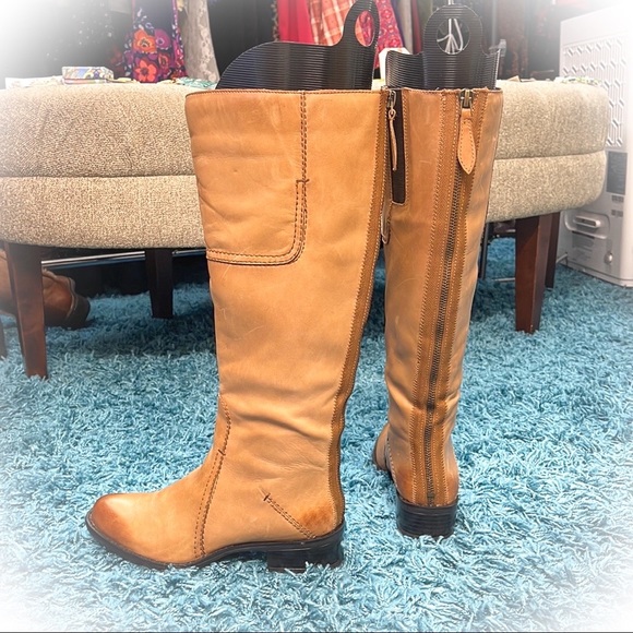 💕Like New Franco Sarto Camel Leather Boots💕 - Picture 7 of 16